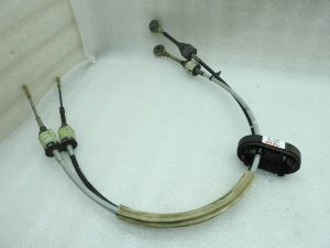Pārnesumu pārslēgšanas trose Pārnesumu pārslēgšanas trose priekš SAAB 9-3 (YS3F) 1.9 TID 55557395