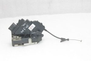 Smart Forfour W454 Замок передней левой двери A4547200135