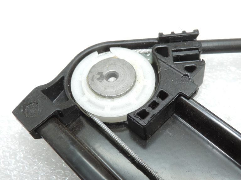 Oriģinālais Cupra Leon KL1 KL8 Aizmugurējā stikla regulators pa labi 5FA839462, 5FA 839 462