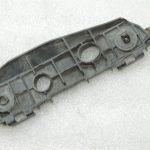 Oriģināls Toyota Verso R2 Priekšējā bampera kronšteins kreisajā pusē 52536-0F020