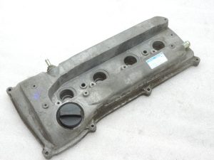 Oriģināls Toyota RAV4 XA20 Avensis T25 2.0 VVT-i (1AZ-FE) Vārstu vāks