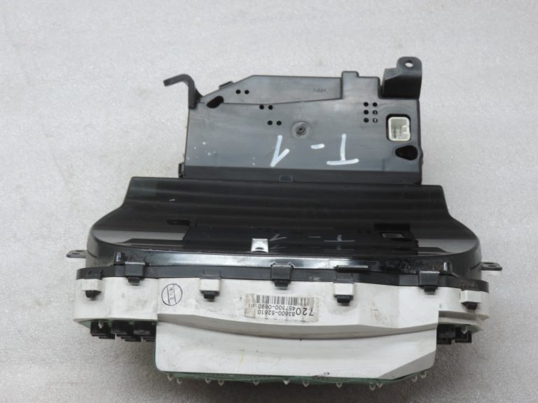 Oriģināls Toyota Yaris P10 1.0/1.3 benzīna spidometra mērinstrumentu panelis 83800-52610