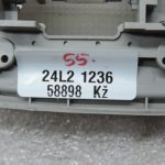 Oriģināls Toyota Yaris P10 aizmugurējais salona apgaismojums pelēks 8124012060P0