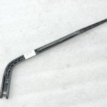 Oriģinālā Toyota Yaris P10 aizmugurējā tīrītāja roku (bez gumijas) 8524152010