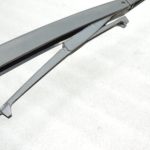 Oriģinālā Toyota Yaris P10 aizmugurējā tīrītāja roku (bez gumijas) 8524152010