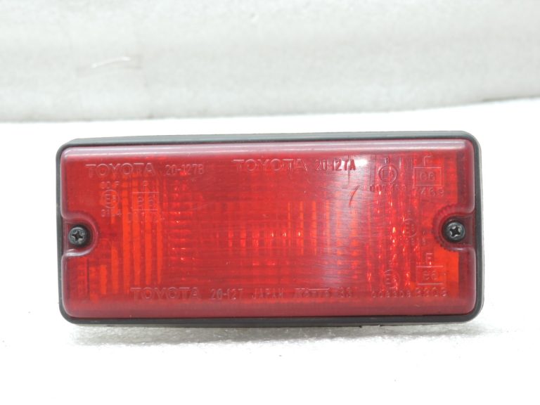 Oriģinālie Toyota RAV4 II 5 durvju facelift (2003-2005) aizmugurējie miglas lukturi