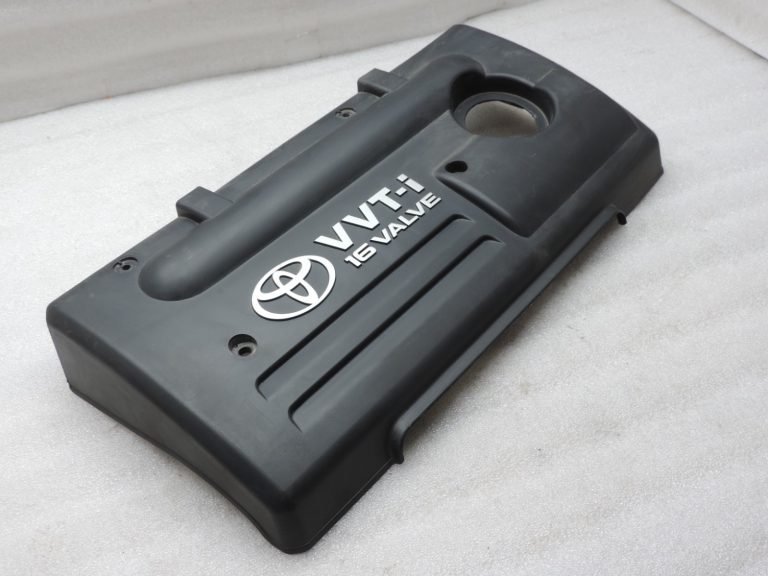 Oriģināls Toyota RAV4 II Corolla E11 E12 Avensis T22 VVT-i 16Valve motora vāks