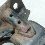 Oriģināls Toyota Avensis T22 1.6/1.8 Dzinēja stiprinājums kreisais 123720D040, 12372-0D040