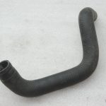 Oriģinālā Toyota Avensis T22 1.6/1.8 radiatora izplūdes šļūtene 1657222100