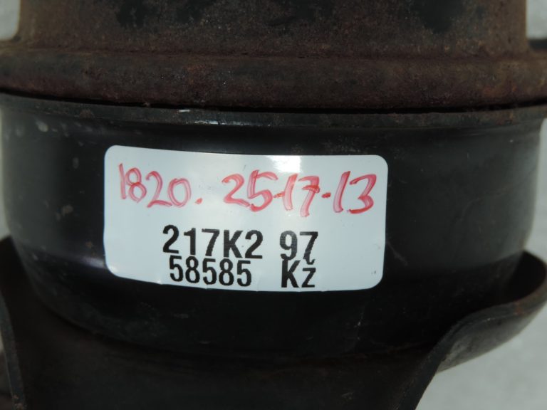 Oriģināls Toyota Avensis T22 2.0 D4D (1CDFTV) Dzinēja stiprinājums pa labi