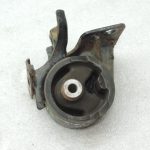 Oriģināls Toyota Avensis T22 2.0 D4D (1CDFTV) Dzinēja stiprinājums kreisais
