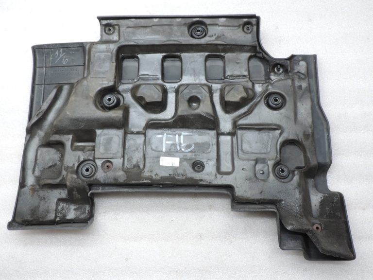 Oriģināls Toyota Avensis T22 D-4 Diesel 1CDFTV motora vāks