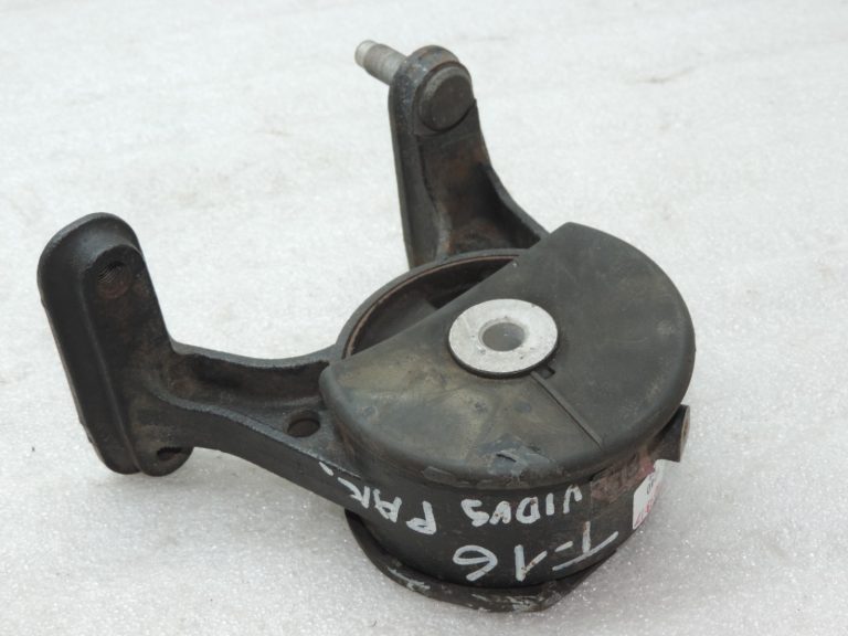 Oriģināls 2005-2012 Toyota RAV4 XA30 2.2 D-CAT (2ADFHV) aizmugurējais motora stiprinājums