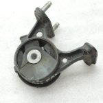 Oriģināls 2005-2012 Toyota RAV4 XA30 2.2 D-CAT (2ADFHV) aizmugurējais motora stiprinājums