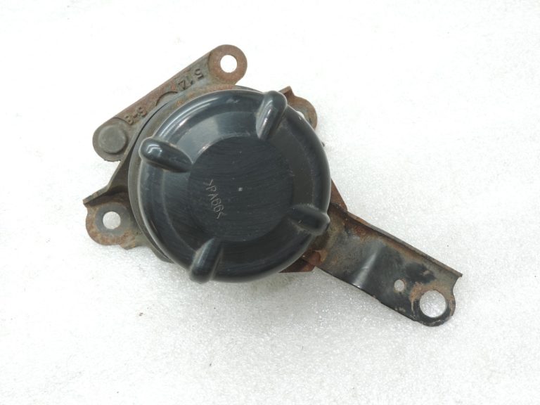 Oriģināls Toyota Avensis T22 2.0d (2CTE) Dzinēja stiprinājums pa labi 1230564142