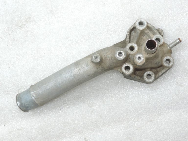 Oriģināls Toyota Avensis T22 2.0d (2CTE) ūdens caurules atloks 1630464010