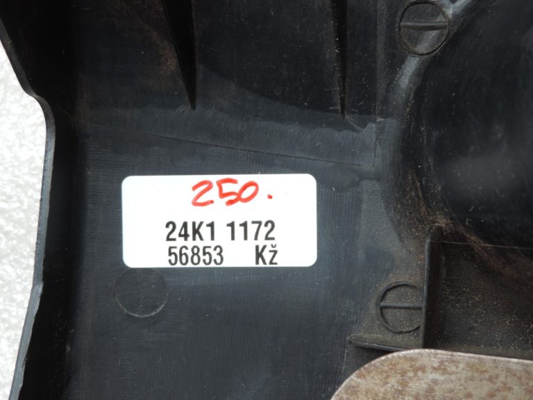 Oriģināls Toyota RAV4 II XA20 Stūres statņa pārsegs Apakšējais 4528742130