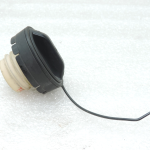 Oriģināls Toyota RAV4 II XA20 benzīna uzpildes vāciņš 7730028010, 77300-28010