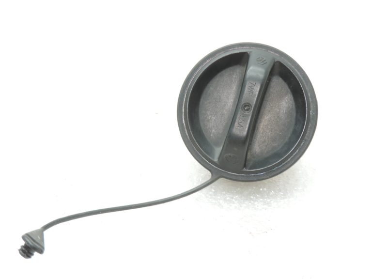 Oriģināls Toyota RAV4 II XA20 benzīna uzpildes vāciņš 7730028010, 77300-28010