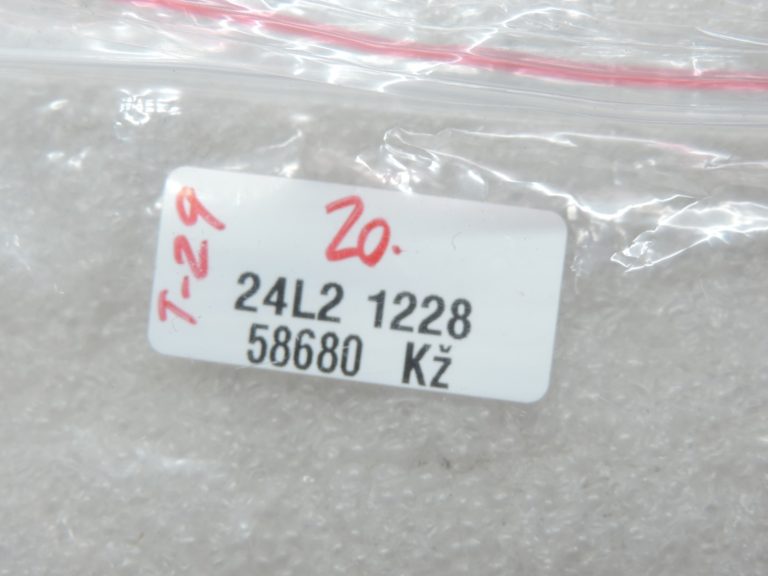 Oriģinālais Toyota Yaris P10 spidometra spuldzīšu komplekts 9001003067