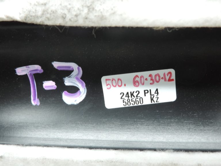 Oriģināls Toyota RAV4 II Corolla E11 E12 Avensis T22 VVT-i 16Valve motora vāks