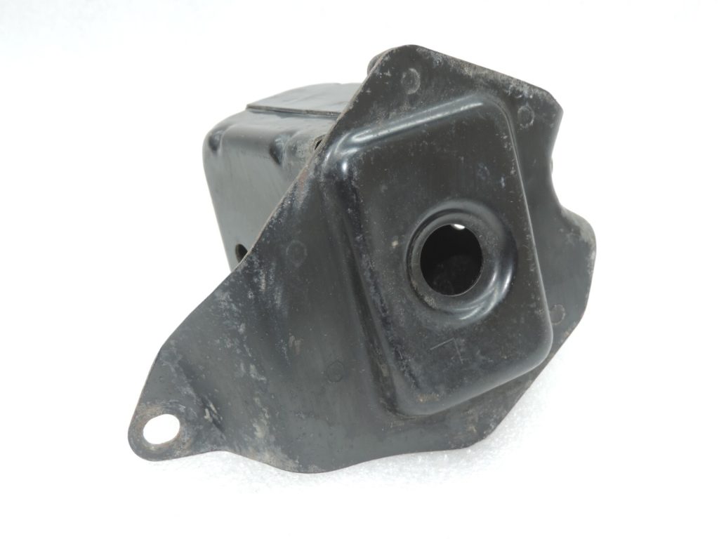 Oriģinālais Toyota Previa II XR30 Pastiprinājuma kronšteins aizmugurējais kreisais 5741628090