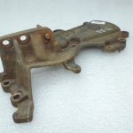 Oriģināls Toyota RAV4 II XA20 2.0 D-4D Dzinēja stiprinājuma kronšteins Labais 1231527030