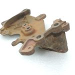 Oriģināls Toyota RAV4 II XA20 2.0 D-4D Dzinēja stiprinājuma kronšteins Labais 1231527030