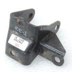 Oriģināls Toyota RAV4 II XA20 2.0 D-4D aizmugurējais motora stiprinājuma kronšteins 1232127050