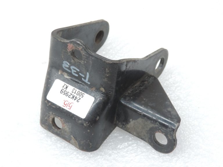 Oriģināls Toyota RAV4 II XA20 2.0 D-4D aizmugurējais motora stiprinājuma kronšteins 1232127050