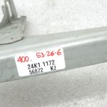 Oriģināls Toyota Avensis T25 dzinēja pārsega slēdzenes turētāja priekšējais kronšteins 5320805020