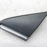 Oriģināls Toyota Avensis T25 priekšējais kreisais ārējo durvju pārsegs trīsstūris 6011805010