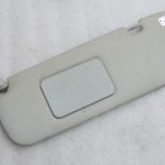 Oriģinālā Toyota Yaris P10 Saules aizsarglīdzeklis kreisais, pelēks 743200D031B0