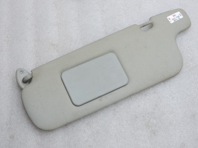 Oriģinālā Toyota Yaris P10 Saules aizsarglīdzeklis kreisais, pelēks 743200D031B0