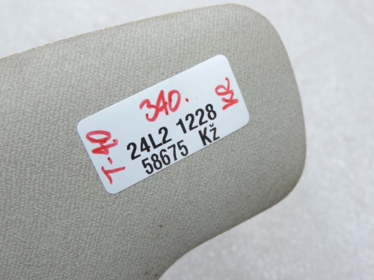 Oriģinālā Toyota Yaris P10 Saules aizsarglīdzeklis kreisais, pelēks 743200D031B0