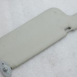 Oriģinālā Toyota Yaris P10 Saules aizsarglīdzeklis kreisais, pelēks 743200D031B0