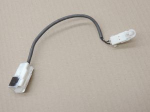 Oriģināls Toyota RAV4 II (XA20) aizdedzes bloķēšanas brīdinājuma slēdzis 8405260020