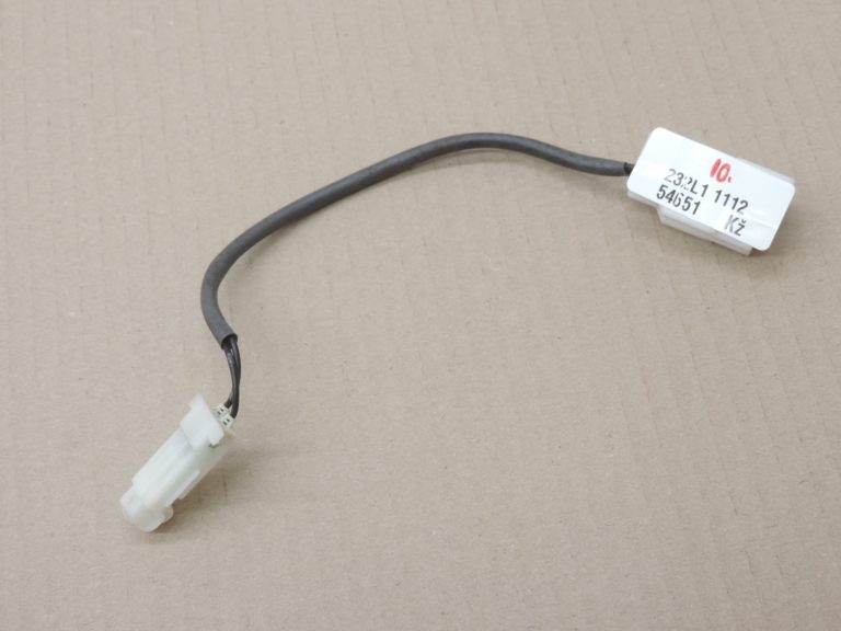 Oriģināls Toyota RAV4 II (XA20) aizdedzes bloķēšanas brīdinājuma slēdzis 8405260020