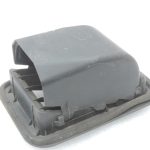 Oriģinālā Toyota RAV4 XA20 virsbūves ventilācijas režģa labā/kreisā puse