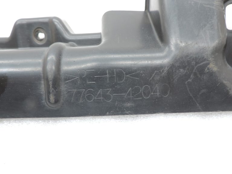 Oriģināls Toyota RAV4 II (XA20) degvielas tvertnes aizsargvāciņš 7764342040