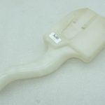 Oriģinālā Toyota RAV4 II XA20 2.0 VVTi 1AZFE dzesēšanas šķidruma tvertne 1647028050