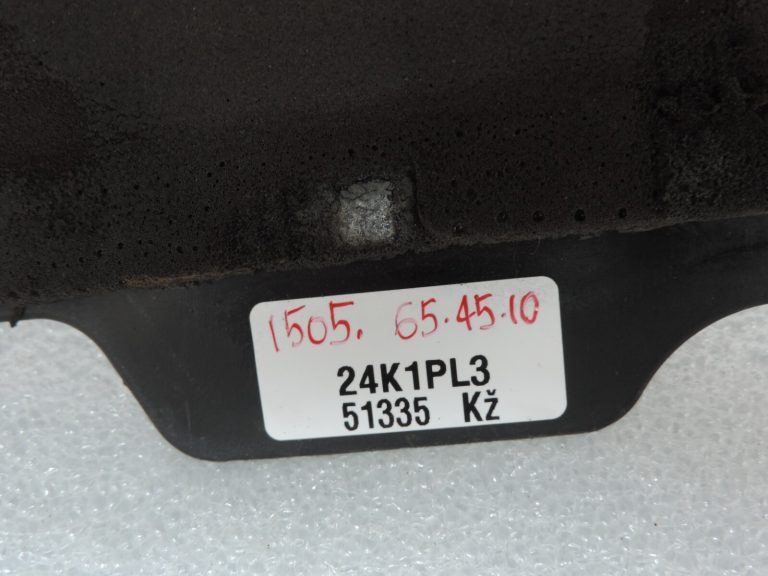 Oriģināls Toyota Avensis T25 2.2 D-CAT 2ADFHV motora vāks