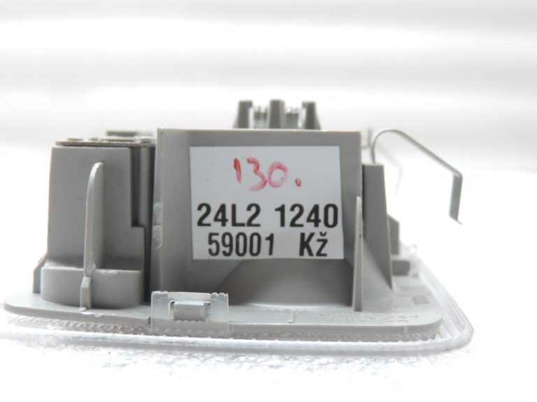 Oriģināls 2011-2020 Toyota Yaris P13 iekšējais apgaismojums priekšējais pelēks 812600D070B0