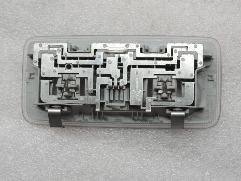 Oriģināls 2011-2020 Toyota Yaris P13 iekšējais apgaismojums priekšējais pelēks 812600D070B0