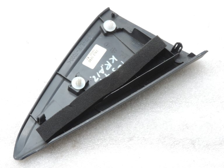 Oriģināls 2011-2020 Toyota Yaris P13 aizmugurējo durvju vāks kreisās puses iekšpusē 676740D030C0