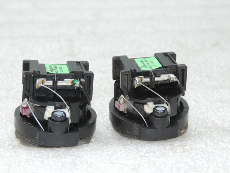 Oriģinālais 2011-2026 Toyota Yaris P13 XP210 priekšējo skaļruņu augstfrekvenču pāris 2x
