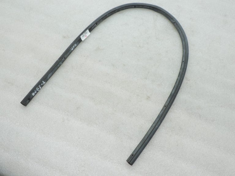 Oriģinālais 2011-2020 Toyota Yaris P13 motora nodalījuma pārsega blīvējums