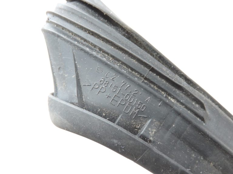 Oriģināls 2011-2014 Toyota Yaris P13 priekšējā kreisā loga blīvētājs 681510D150