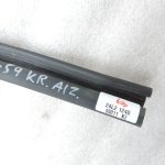 Oriģināls 2011-2014 Toyota Yaris P13 aizmugurējā kreisā stikla blīvējums 681520D100