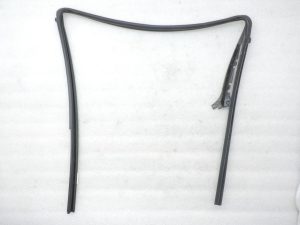 Oriģināls 2011-2014 Toyota Yaris P13 aizmugurējā labā stikla blīvējums 681420D120